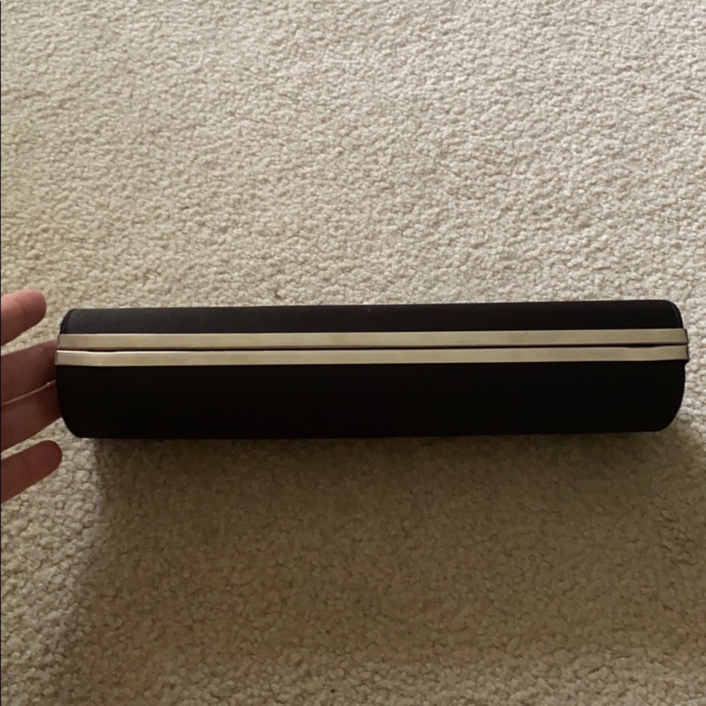 Purse - Picture 3 of 8